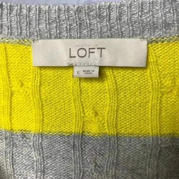 Ann Taylor Loft Wool & Rabbit Hair Blend Striped V Neck Casual Cable Sweater - Picture 4 of 5